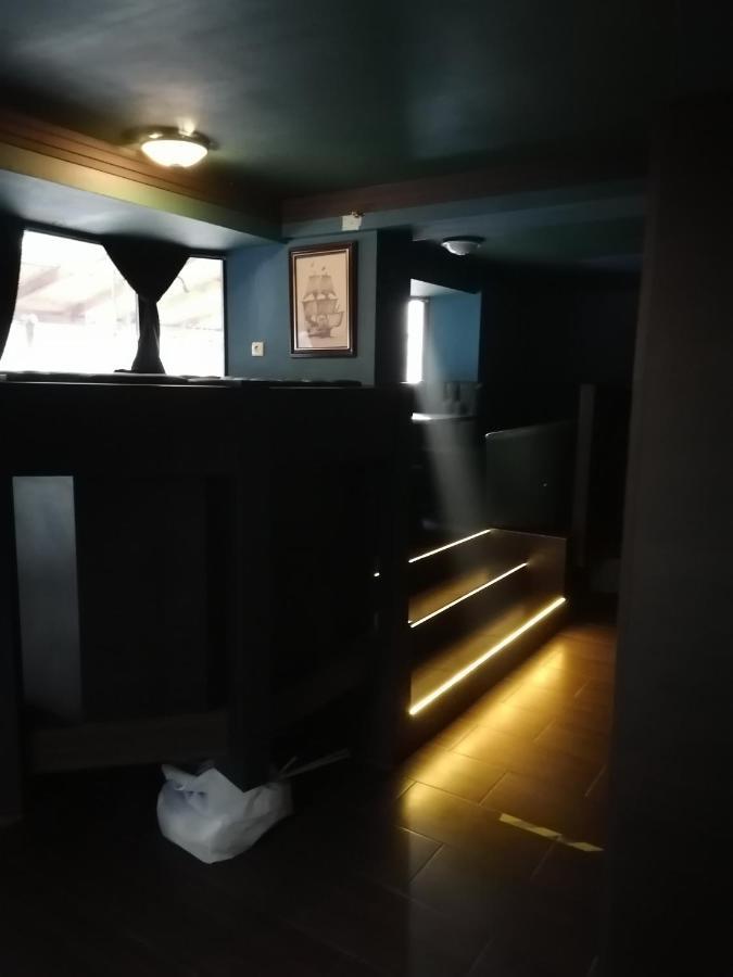 Hostel Pacific Ocean 琴斯托霍瓦 外观 照片