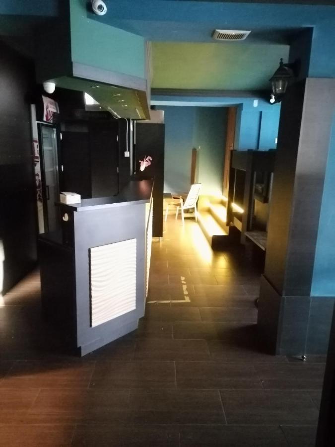 Hostel Pacific Ocean 琴斯托霍瓦 外观 照片