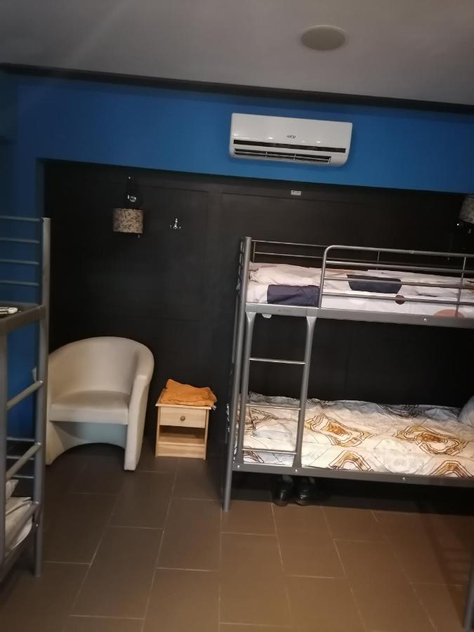 Hostel Pacific Ocean 琴斯托霍瓦 外观 照片